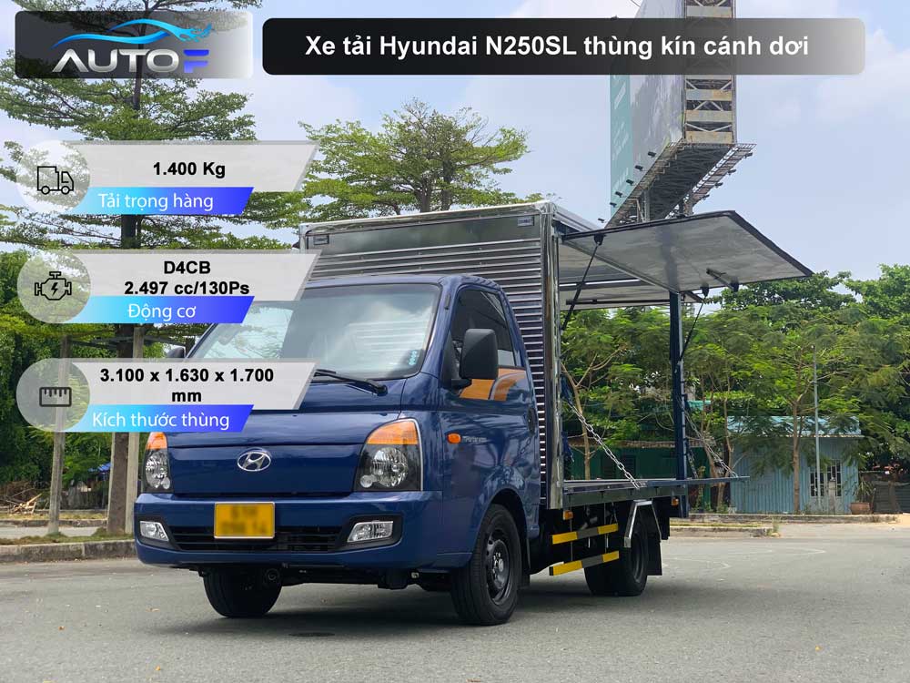 Giá xe bán hàng lưu động thùng kín cánh dơi Hyundai H150 1.4 tấn